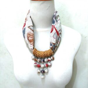 Kalung batik